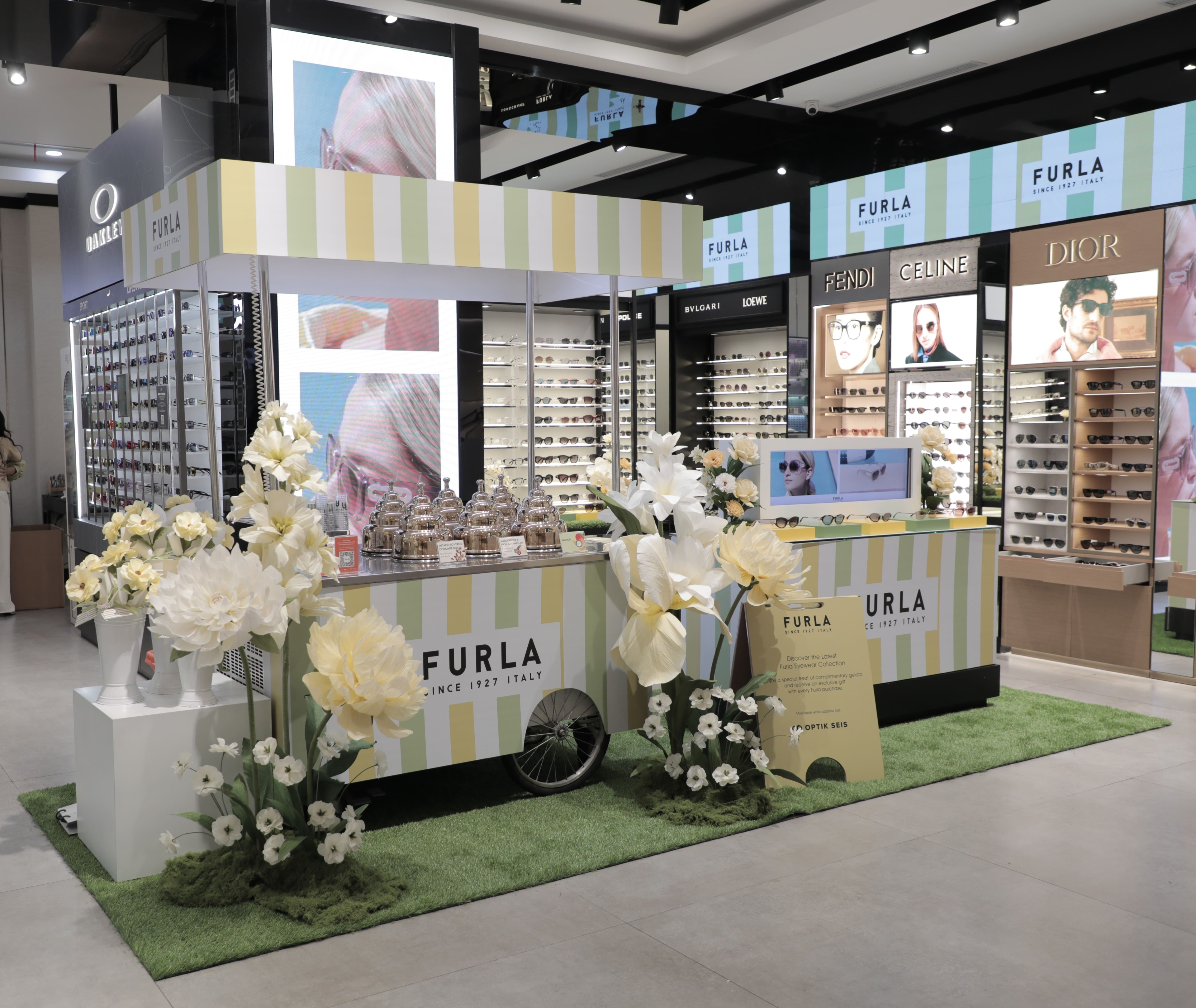 FURLA Eyewear SS26 Hadir di Optik Seis, Koleksi Chic dengan Sentuhan Summer Italia