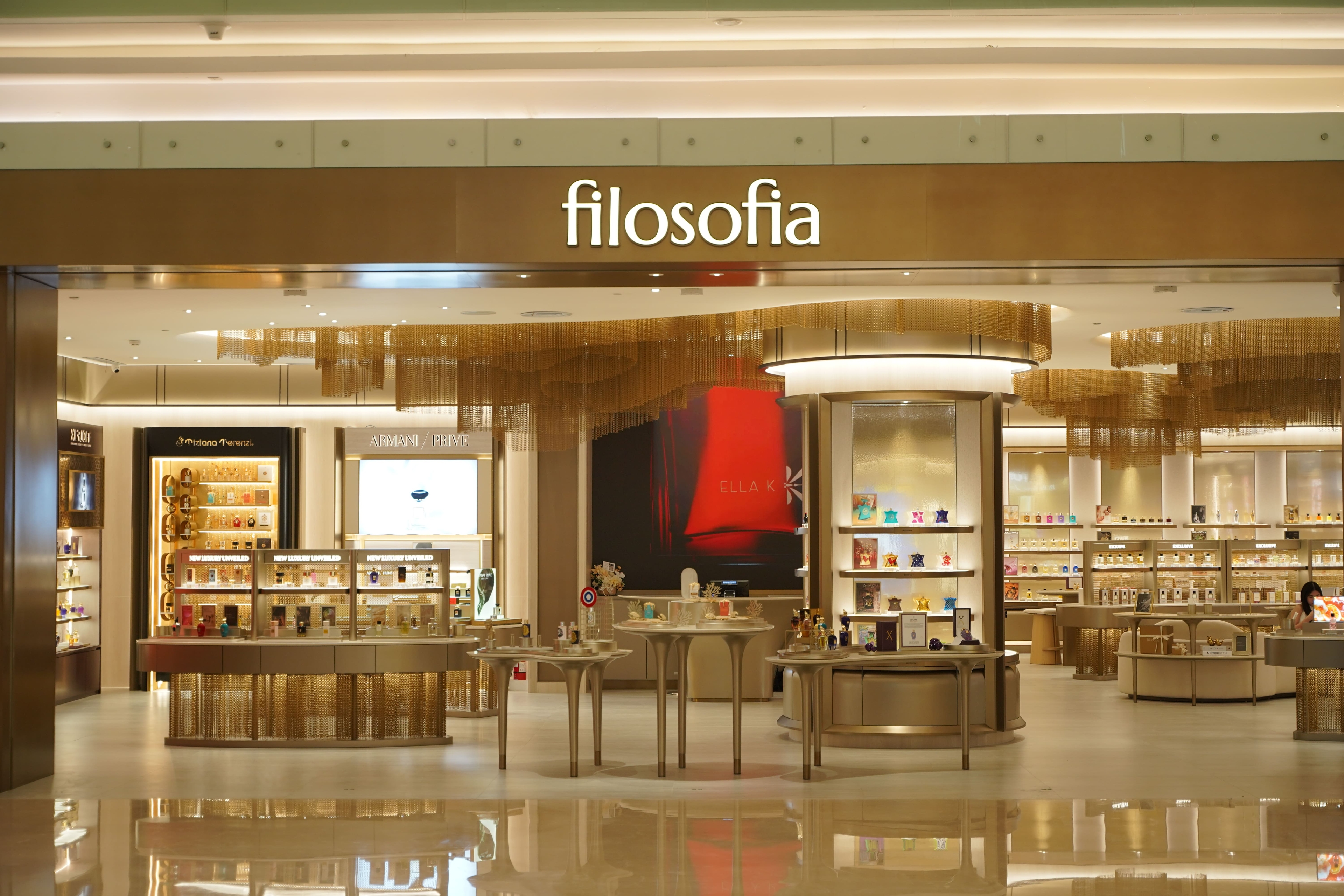 Filosofia Resmi Hadir di Surabaya, Destinasi Baru untuk Pecinta Niche Perfume dengan Lebih dari 500 Aroma Eksklusif