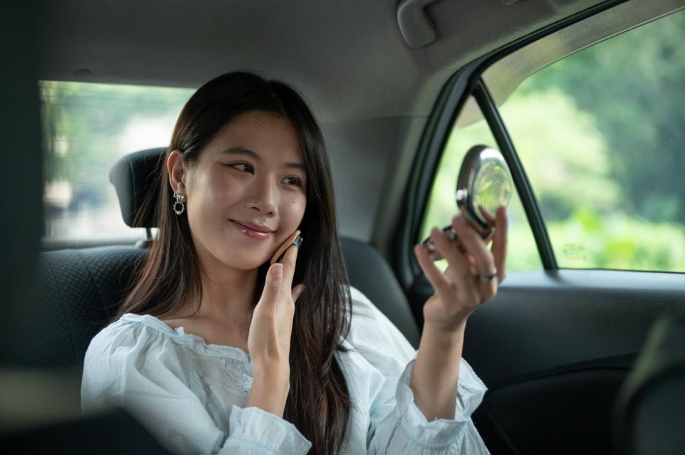 Cara Menghindari Makeup Oksidasi di Siang Hari Biar Foundation Kamu Nggak Makin Gelap!